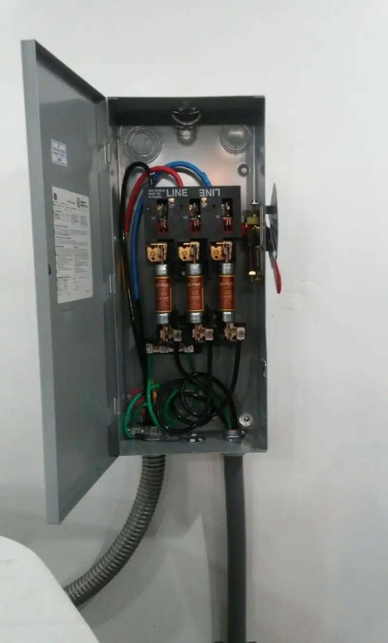 Three-phase disconnect switch installed for Electrical Wiring & Rewiring in Olathe